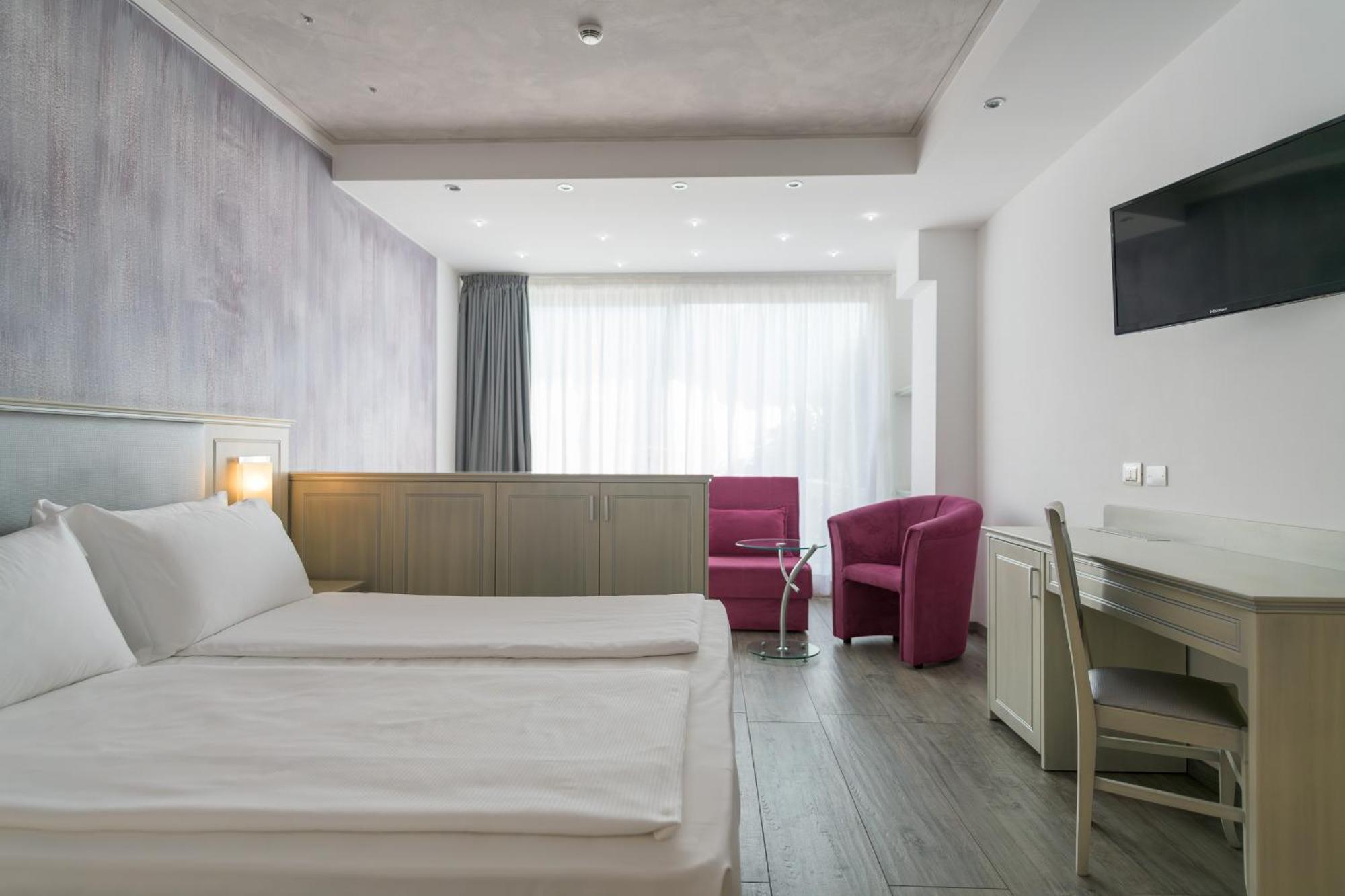 Garda Suite Hotel (Adults Only) Лімоне-суль-Гарда Екстер'єр фото